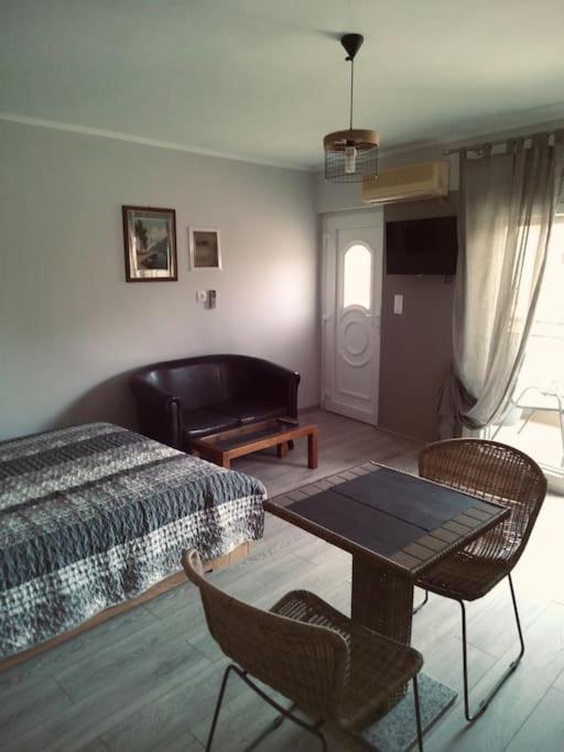 Minimal & Cozy Στουντιο Με Δωρεαν Χωρο Σταθμευσησ Kavala Bagian luar foto